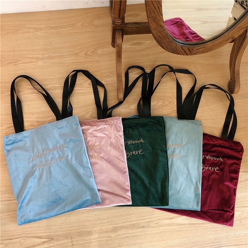 SR04 ins fabric bag, new velvet bag, women's retro single-shoulder bag, chic style, letter embroidery large bag details Picture