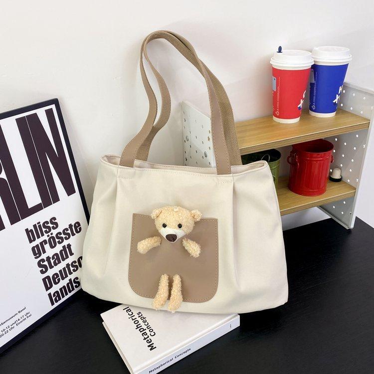 Japanese-style casual large-capacity nylon single-shoulder bear girls' bag, new autumn and winter crossbody bag, cute girl tote bag undefined