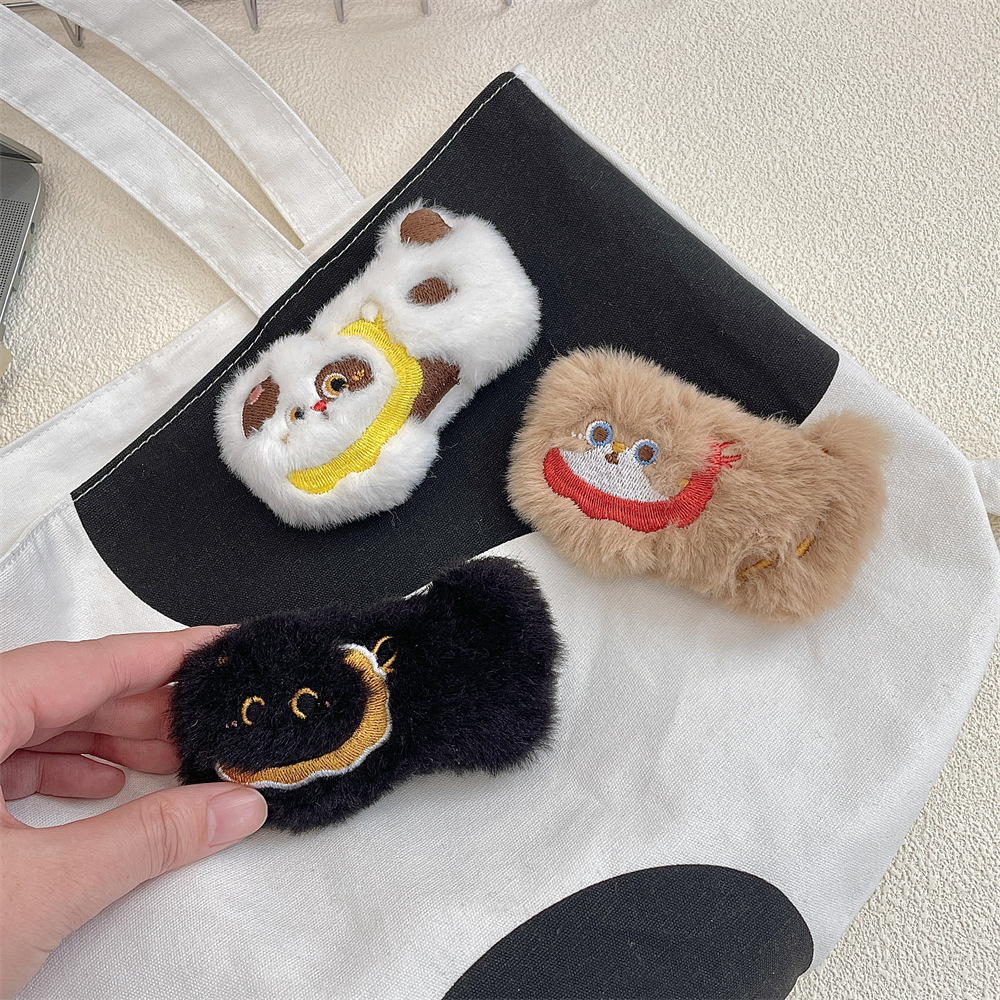 L52171 Cute plush brooch, bag accessories, pin, canvas bag, diy decorative clothes, embellishing accessories Specification drawing