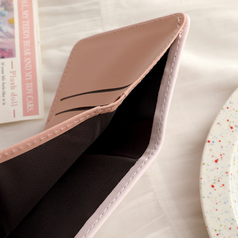 Cartoon 30% off wallet, Korean version cute lady card bag, fashionable embroidered thread short multi-slot coin purse Application Scenario