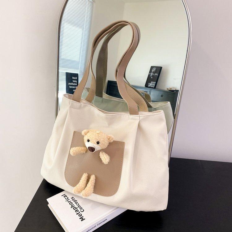Japanese-style casual large-capacity nylon single-shoulder bear girls' bag, new autumn and winter crossbody bag, cute girl tote bag undefined