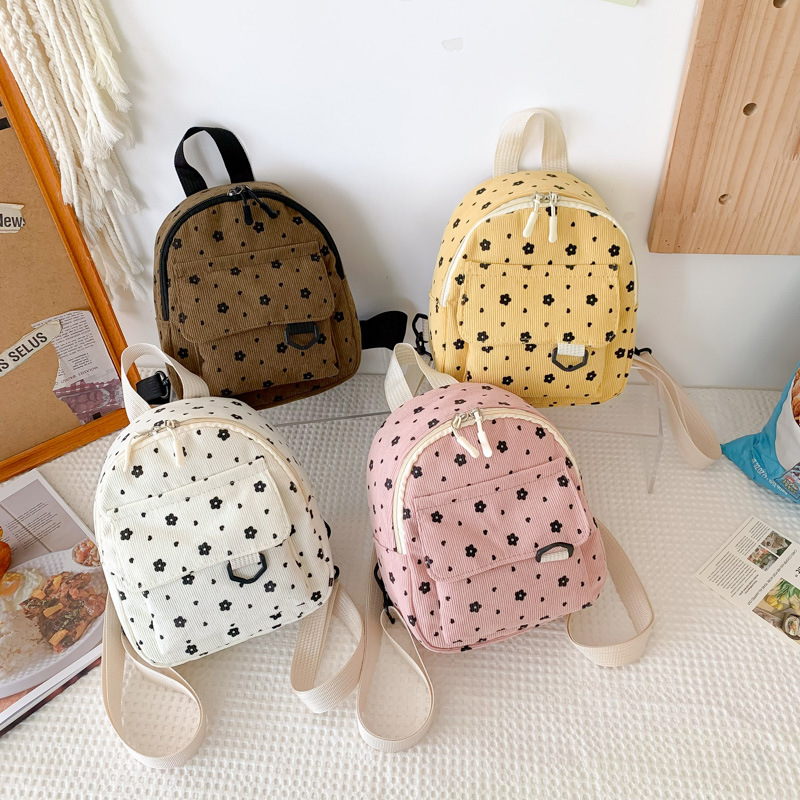 The 2024 backpack features a Japanese-style, fresh and girlish casual multi-purpose single-shoulder bag and a Korean-style, fashionable and retro crossbody bag details Picture