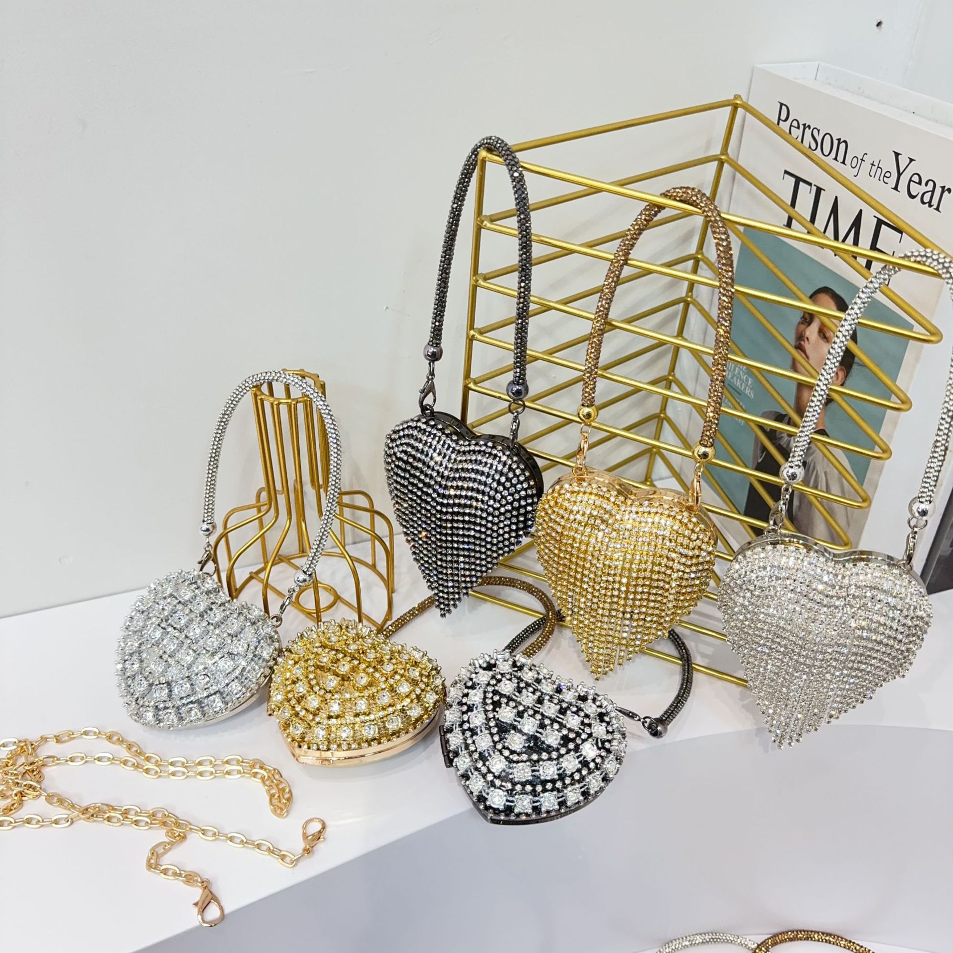 2024 New cross-border foreign trade fashion mini Bag, fringed and diamond-encrusted children's bag, heart-shaped chain dinner crossbody women's bag details Picture