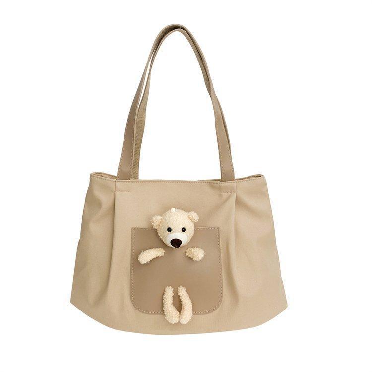 Japanese-style casual large-capacity nylon single-shoulder bear girls' bag, new autumn and winter crossbody bag, cute girl tote bag Item Picture