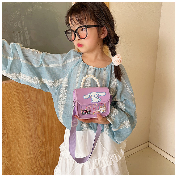 2024 New children's single-shoulder bag: Cute little princess, cartoon Cinnamon Dog, Korean version, niche pearl hand-held crossbody bag Application Scenario
