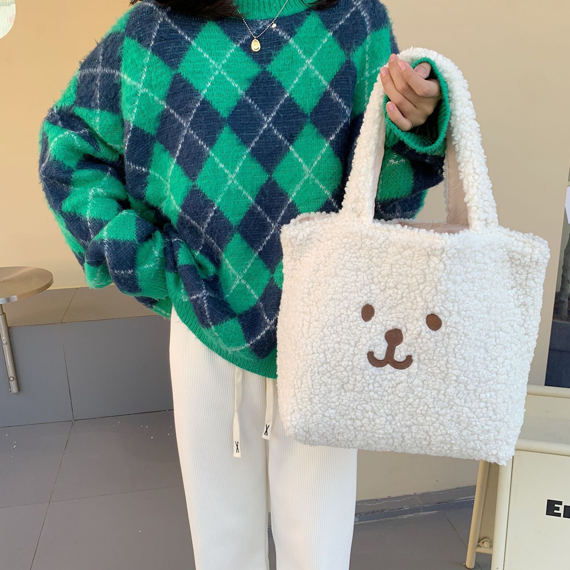 210212 Cute plush bear handbag, Korean Instagram college student girl's heart embroidery, double-sided bag, crossbody full figure