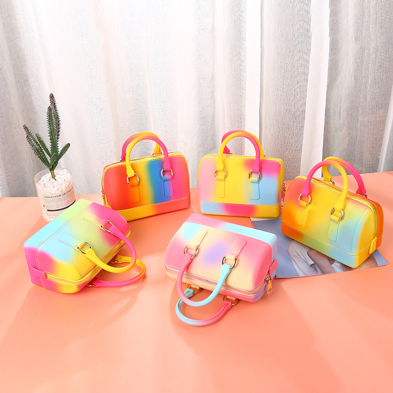Factory wholesale best-selling bucket-shaped pillow bags, mini jelly bags, macaron single-shoulder crossbody hand-carry women's bags full figure