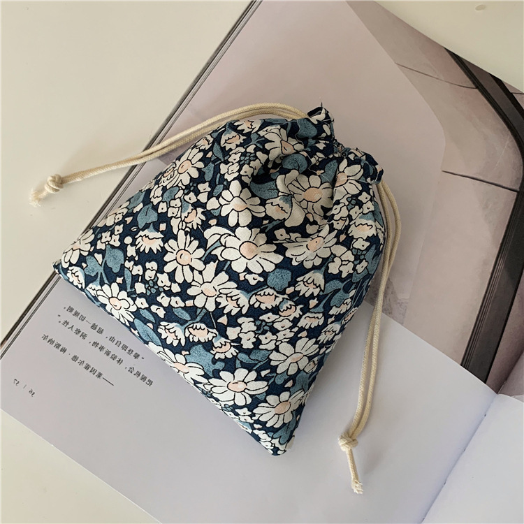07252 Japanese ins retro style floral print storage bag, candy bag wholesale, portable, casual, versatile and lightweight Specification drawing