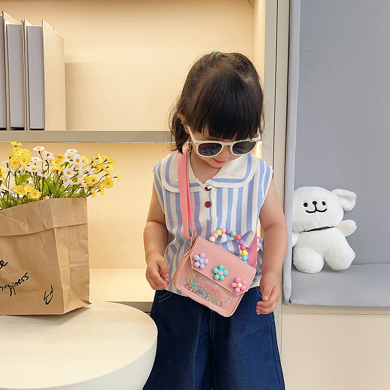 New children's single-shoulder bag, popular small square bag, cute cartoon cinnamon dog, Korean version, niche pearl hand-held crossbody bag details Picture