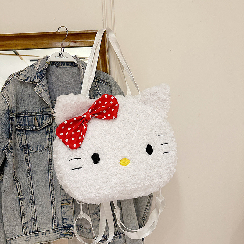 The new popular cartoon travel large-capacity plush bag for women's autumn and winter Japanese-style tote bag is cute and can be decorated with cat designs on both shoulders Specification drawing