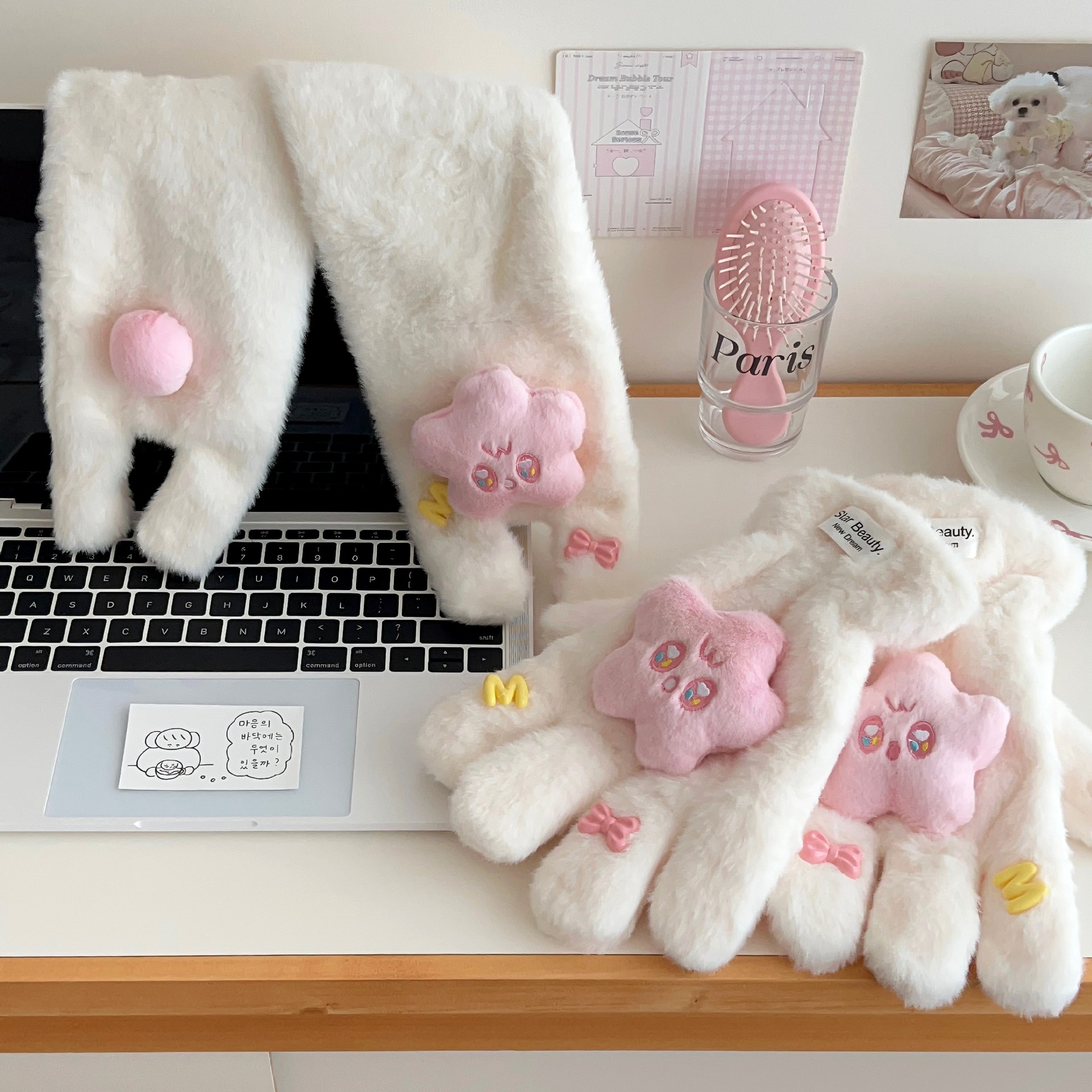 Star plush cute cartoon finger gloves for girls, with a girlish heart. Thickened and fluffy in winter, keeping warm while riding full figure