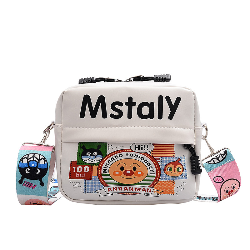 This funny, cute and adorable little bag is a trendy and individualistic new Instagram forest-themed Korean single-shoulder crossbody bag Item Picture