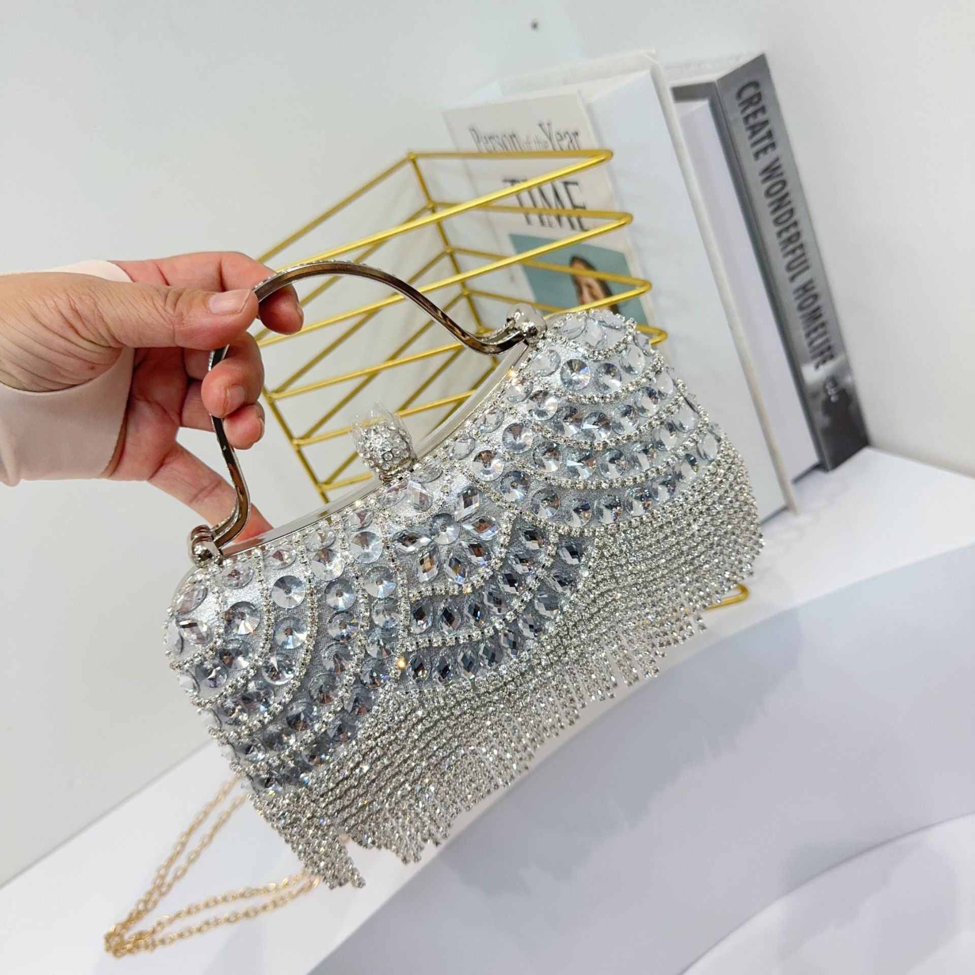 New cross-border diamond-encrusted clutch bag, fringed evening bag, birthday, wedding and banquet single-shoulder crossbody dinner bag Item Picture