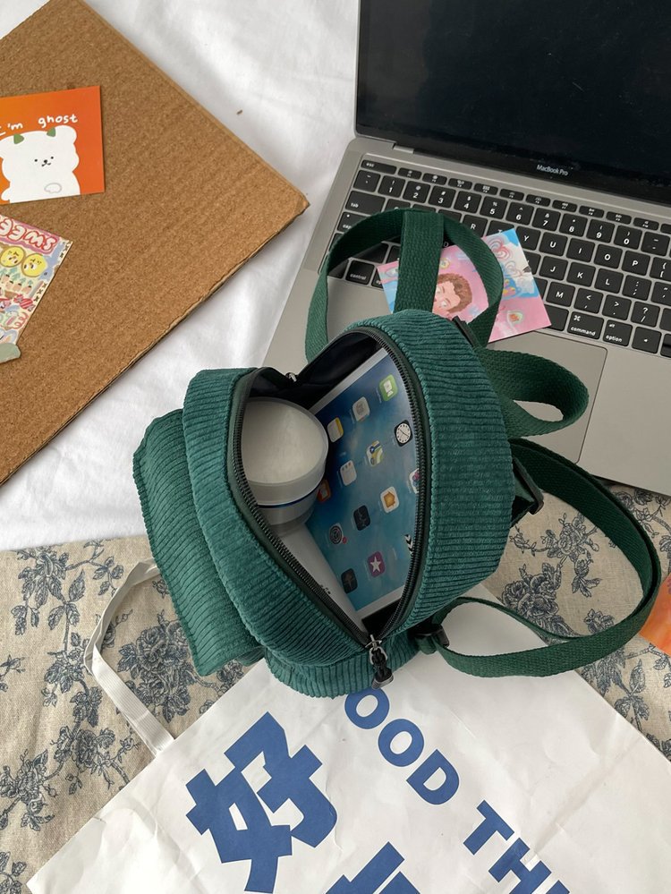 2022 New style corduroy women's backpack for foreign trade, Korean style, simple and trendy elements backpack, simple one-piece consignment Application Scenario