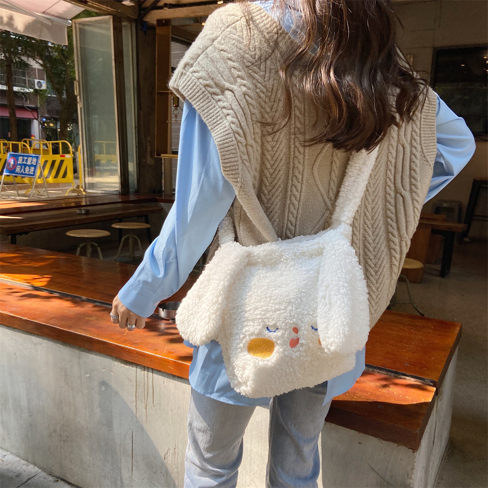 010293 Plush dog ear tote bag, embroidered handbag, autumn and winter student plush bento bag, cute style Specification drawing