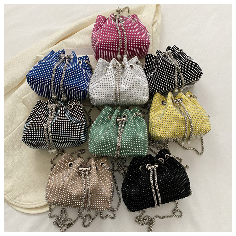Full diamond bucket bag 2024 Summer New fashion chain diamond-encrusted bag, niche design trendy single-shoulder bag wholesale full figure