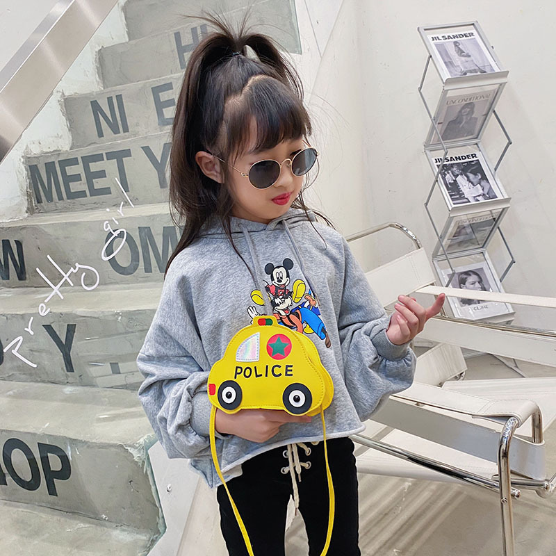 The 2024 new cute cartoon little bag for children, a creative and personalized crossbody bag, and a cute baby coin purse Specification drawing