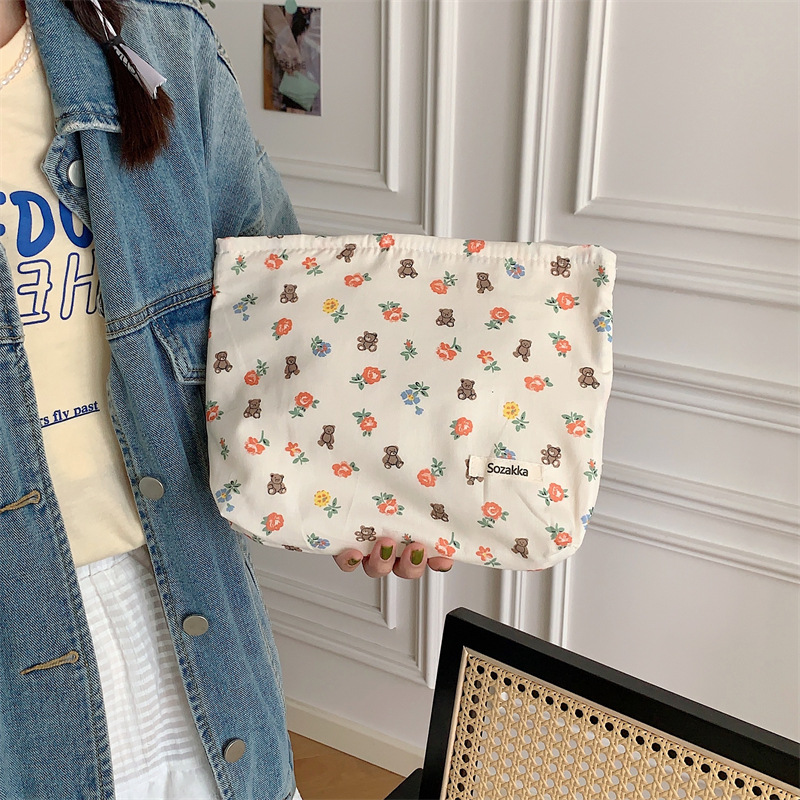 33261 Fresh floral cotton fabric artistic makeup bag, ladies' clutch, portable storage bag, miscellaneous opening red envelope Specification drawing