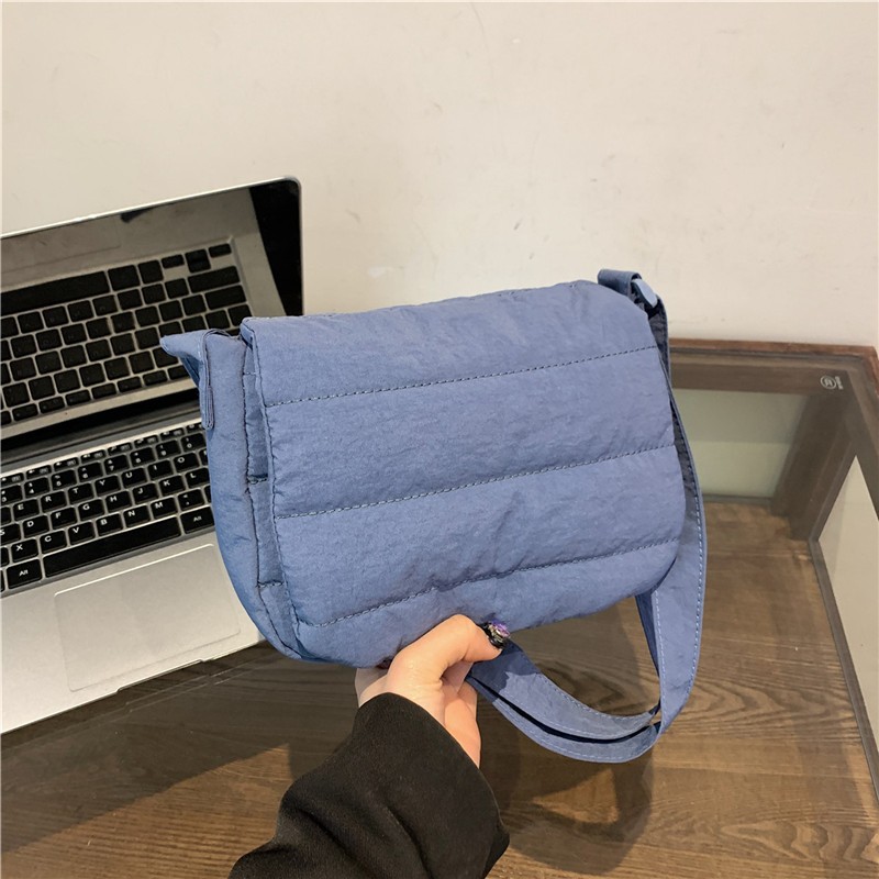 Wholesale daily casual and simple small square bags in Korean style, lightweight and personalized single-shoulder crossbody bag design, popular handbag for women details Picture