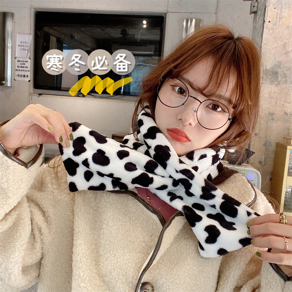 011284 Winter Korean-style versatile, warm and windproof, soft and fluffy scarf with cow print, leopard print and rabbit fur imitation for women details Picture