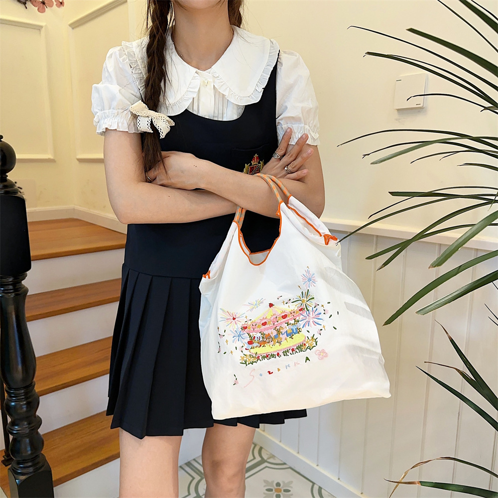 45242 Exquisite embroidered hand-held Oxford bag, cartoon shopping bag, handbag, hand-held storage bag when going out for shopping full figure