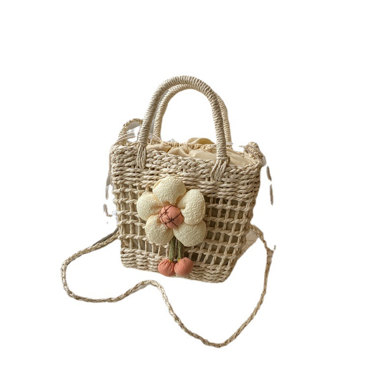 The 2022 new trendy and fashionable hand-held bucket bag for women, a stylish straw woven bag Item Picture