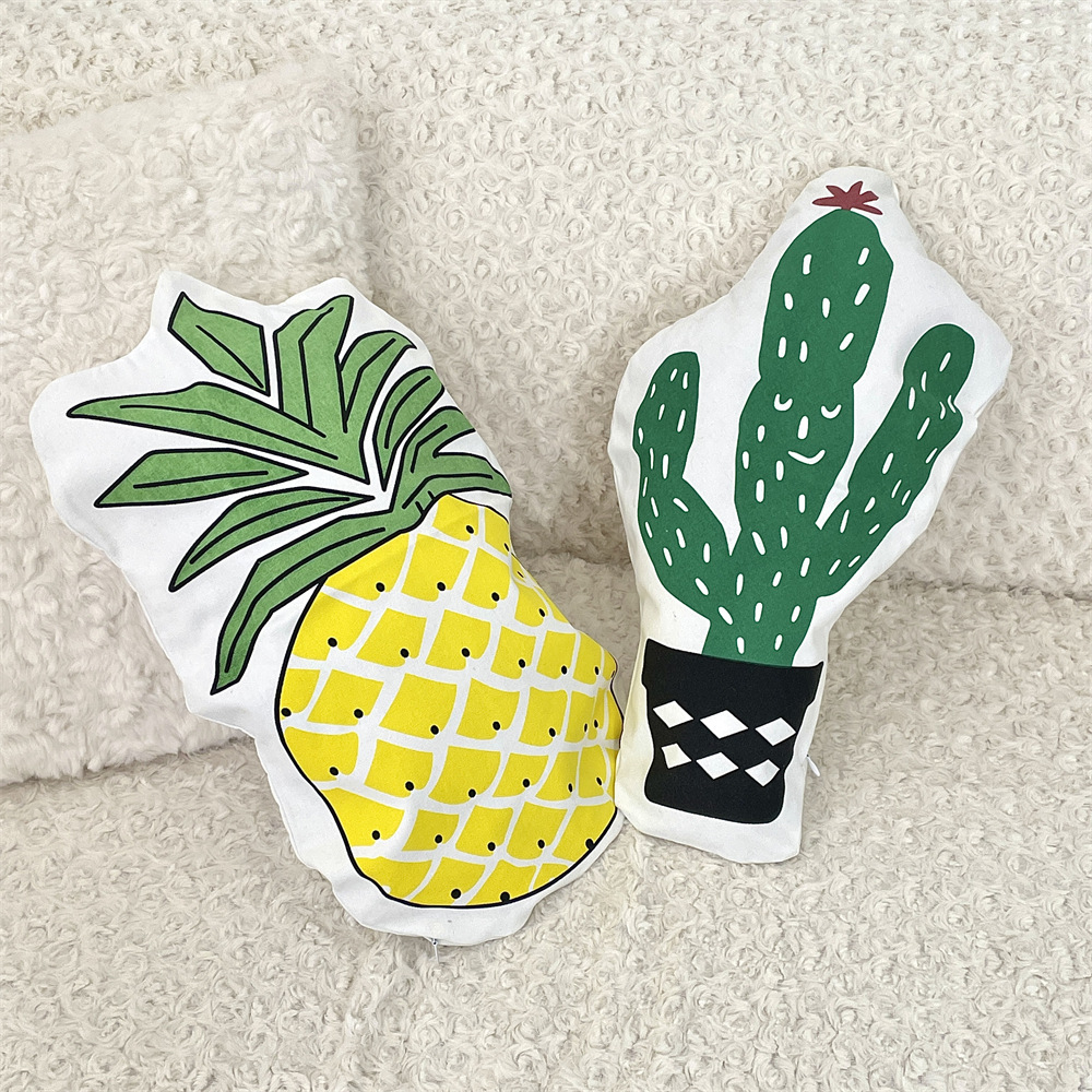 bj250224 Creative Pillow Cushion Cover Cactus Plant Toy Pillow Cover Bay Window Bedroom Furniture Pillow Cover Application Scenario