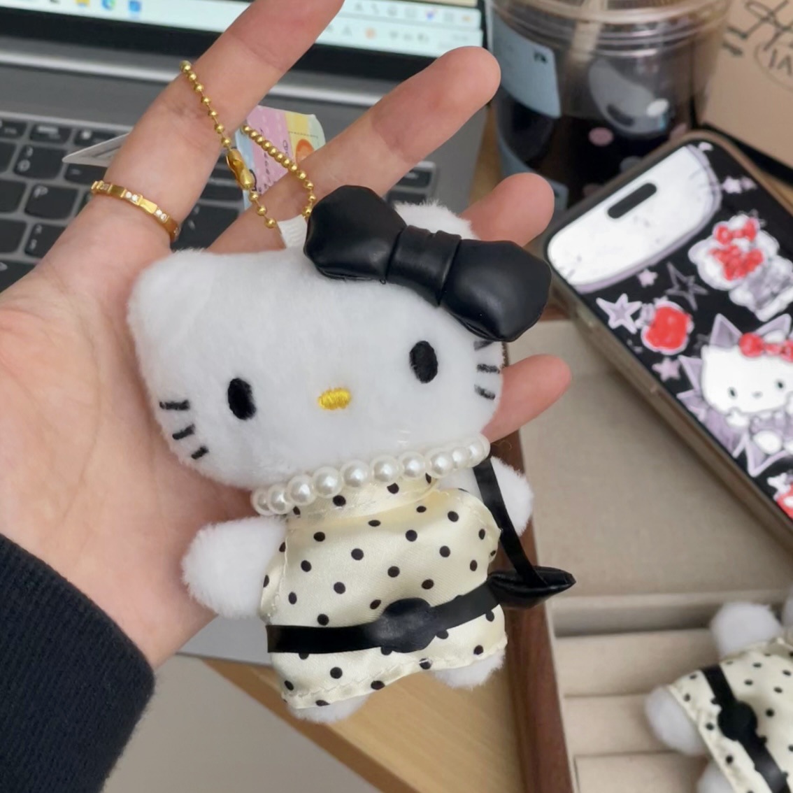 Cute cartoon swimming ring cat pendant, high appearance level bikini cat pendant, bag pendant, mini doll Application Scenario