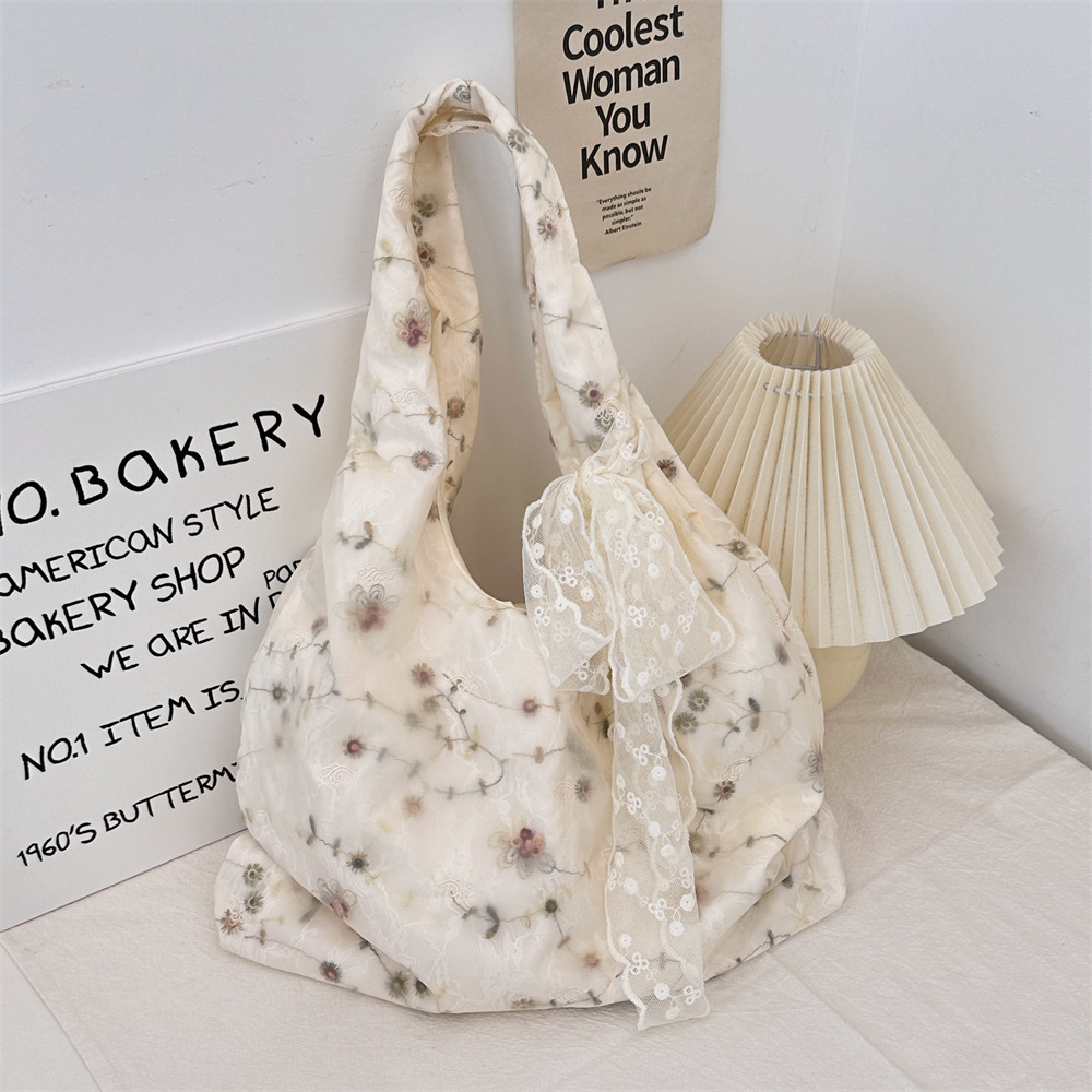 48303 ins Niche large-capacity single-shoulder bag, chiffon embroidered women's underarm bag, commuting to work hand-held canvas bag full figure