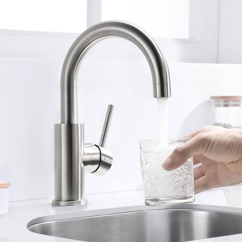 Cross-border kitchen faucets, household cold and hot water faucets, countertop basins, washing basins, sink faucets, bathroom cabinet faucets full figure