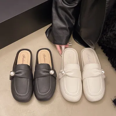 Round-toed semi-versatile red Korean women's flat bottom pearl women's flat spring sandals with a comfortable toe cap wholesale website new style shoes 61 thumbnail