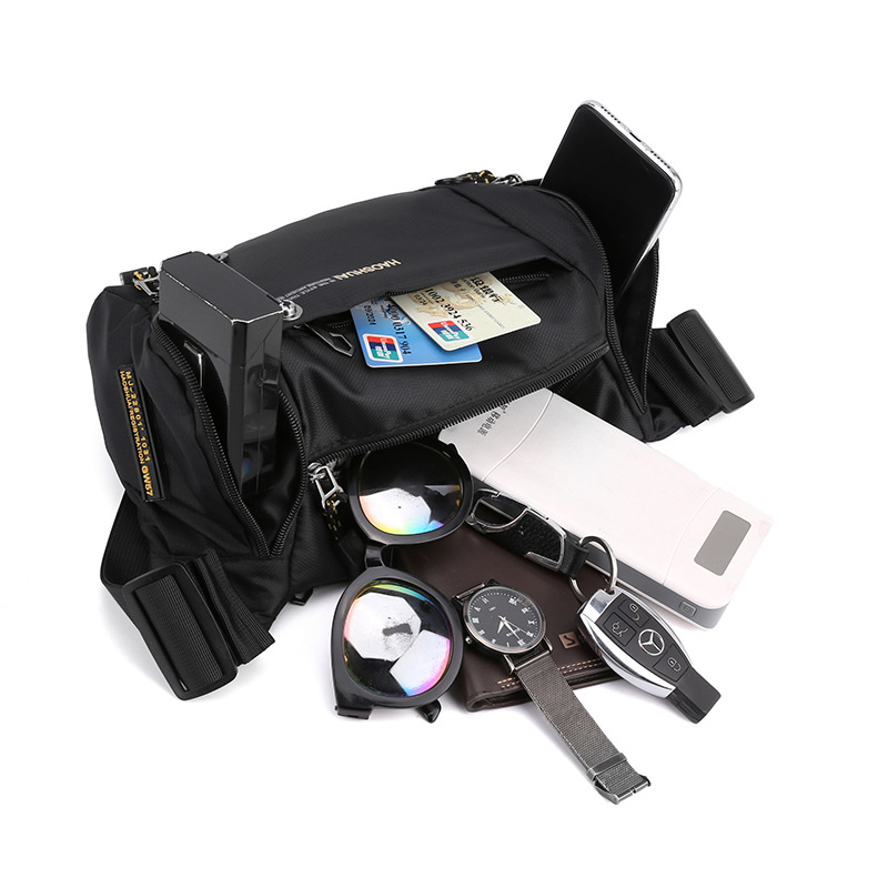 New men's trendy and cool chest bag, large-capacity crossbody bag, functional and trendy waist bag, Korean-style single-shoulder bag, lightweight sports bag Application Scenario