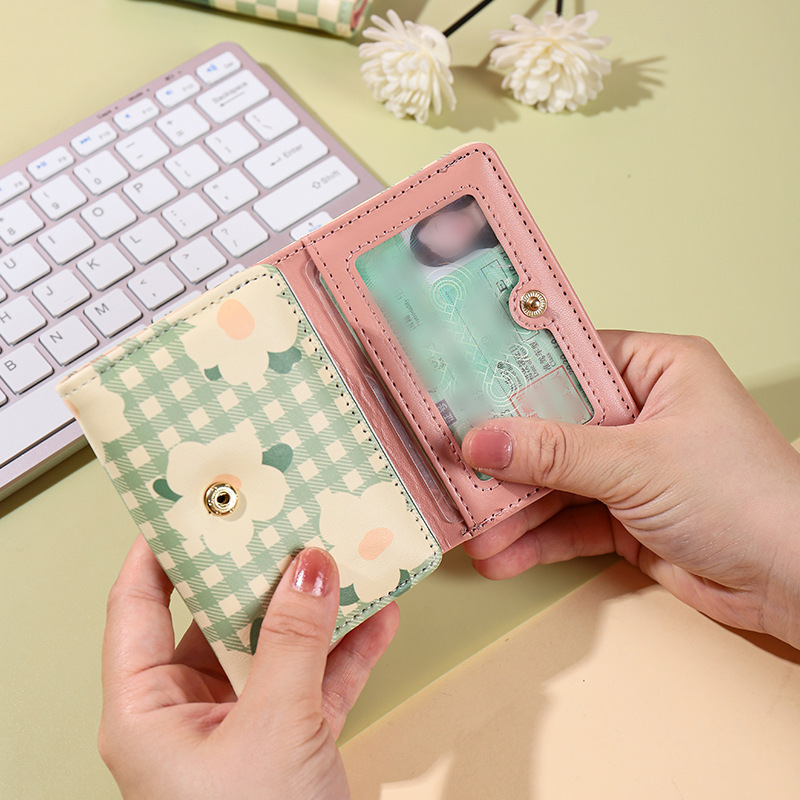 A cute and fresh female cartoon wallet with multi-functional large capacity, ultra-thin, popular driver's license holder and anti-demagnetization card holder Specification drawing