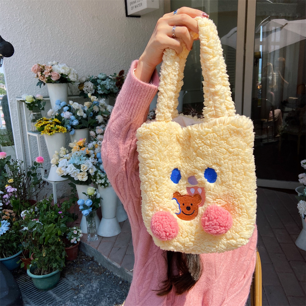 010121 Plush hand-held cute blush bear embroidery cartoon hand-held shoulder bag, fluffy hand-held handbag full figure