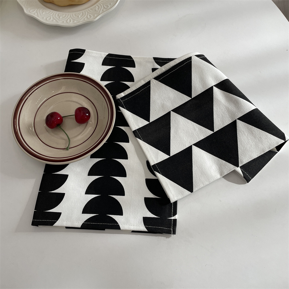 bj250219 New simple black and white geometric placemats, stain-resistant and oil-resistant Western cup MATS, napkins and table MATS for home use details Picture