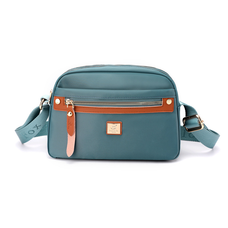 Colorful Fox's new women's single-shoulder bag, Korean-style fashionable and trendy crossbody bag, portable mobile phone, loose change women's bag Item Picture