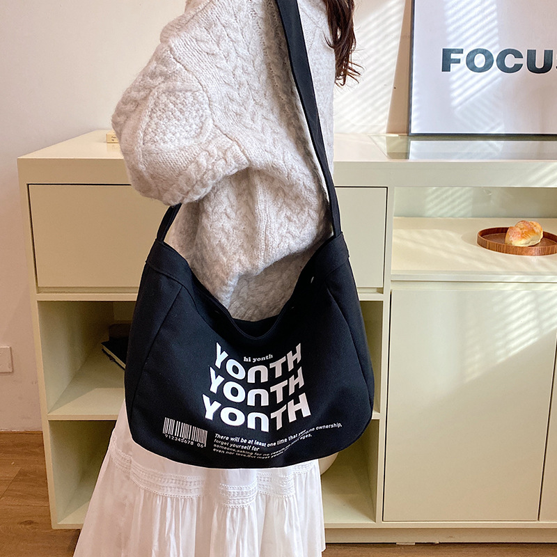 Korean-style canvas bag, artistic Japanese-style Instagram simple single-shoulder bag, school student schoolbag, men's large-capacity commuting bag full figure