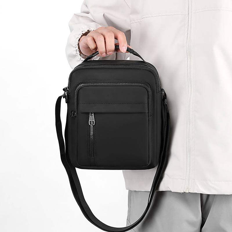 Wholesale of new cross-border simple, casual and durable single-shoulder bags with large capacity and multiple pockets, waterproof leather film fabric crossbody bags details Picture