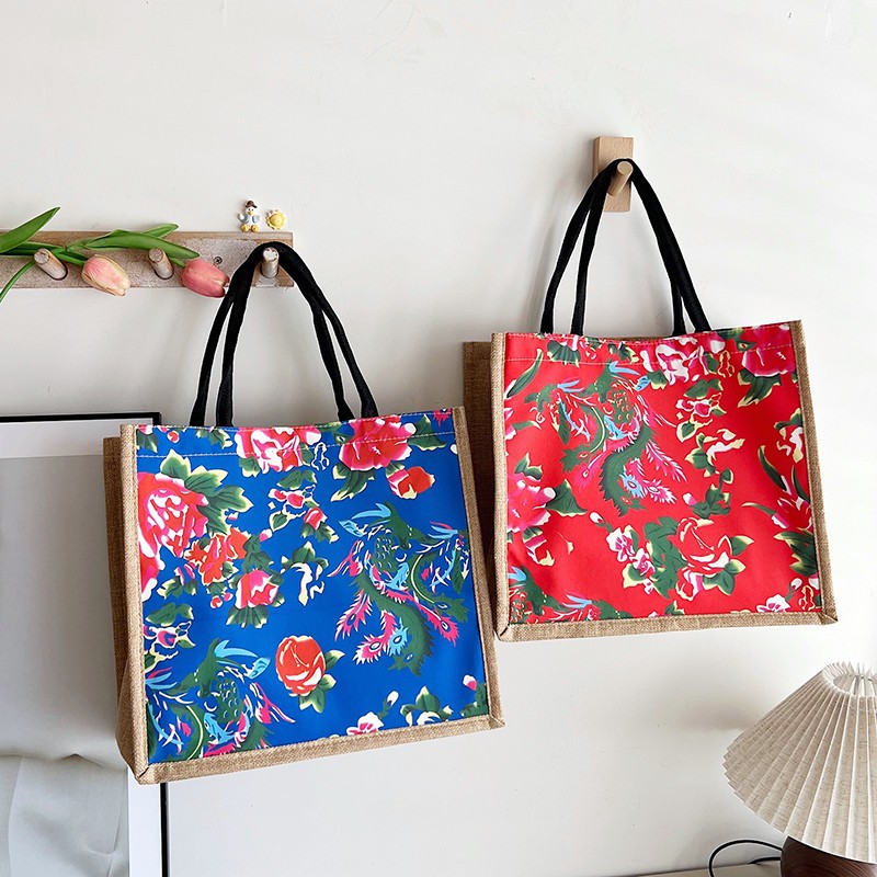 The 2024 new canvas printed single-shoulder bag is a fashionable and stylish portable storage bag for shopping and a hot seller among women details Picture