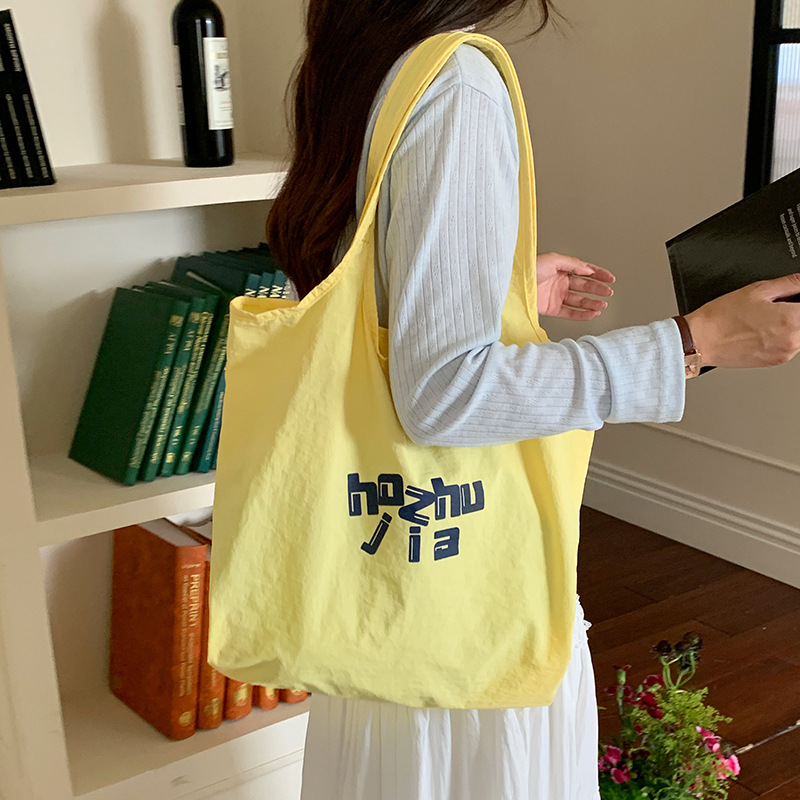 Canvas bag, a niche and artistic Instagram large-capacity single-shoulder bag, a high-end and versatile handbag for female students, suitable for commuting and class full figure
