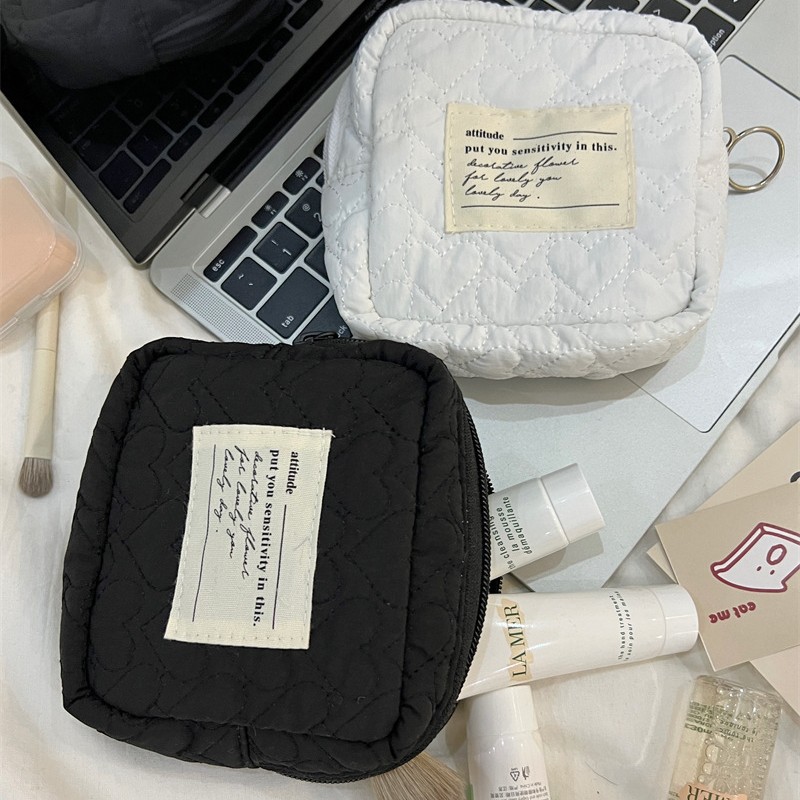 【 In Stock 】32191 Cute Mini makeup bag, portable candy-colored storage bag, Toiletry bag Application Scenario