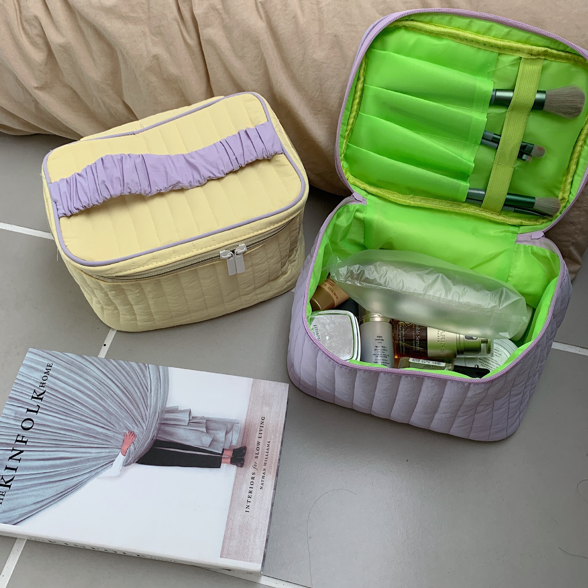 2682 Korean-style fresh color taro milk cap large-capacity cosmetic bag, hand-held for storing student toiletry bags and cosmetics Item Picture