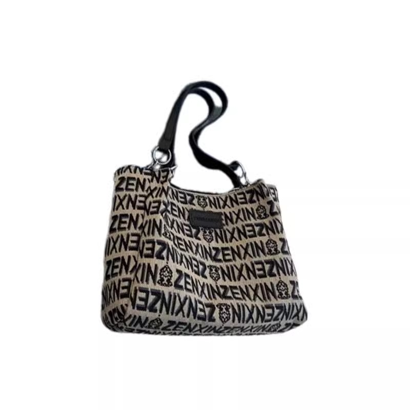 High-end quality niche bag for women 2023 new versatile single-shoulder underarm tote bag, niche hand-carry commuting fabric bag Item Picture