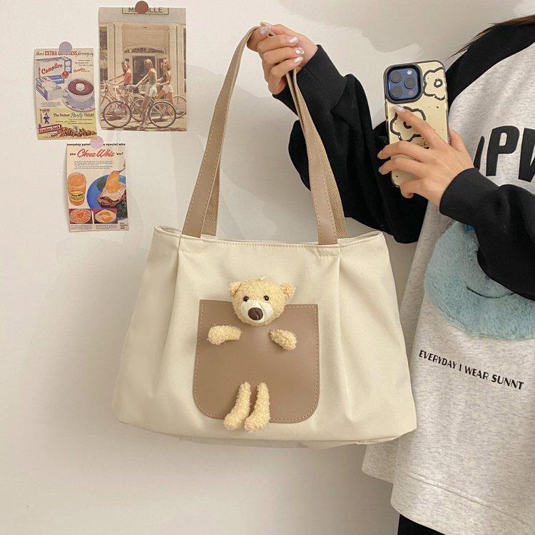 Japanese-style casual large-capacity nylon single-shoulder bear girls' bag, new autumn and winter crossbody bag, cute girl tote bag undefined