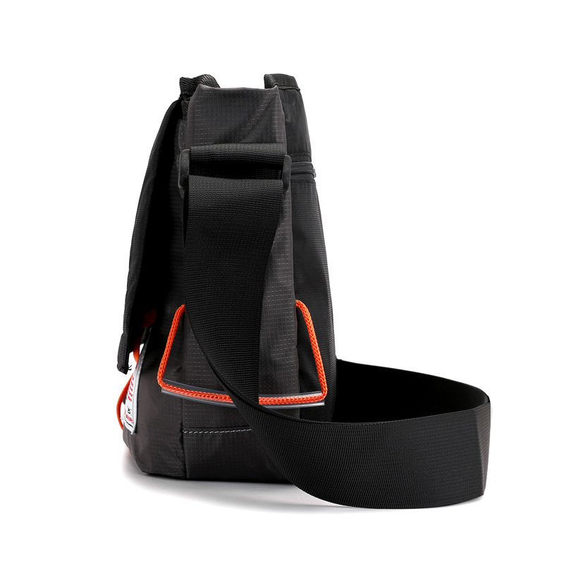 The manufacturer's new unisex casual single-shoulder bag, trendy and versatile outdoor bag, men's sports crossbody bag and briefcase Specification drawing