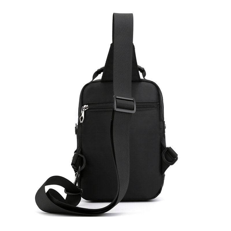 New men's casual chest bag, Korean-style crossbody small bag, multi-functional waterproof Oxford fabric men's bag, outdoor crossbody bag Application Scenario