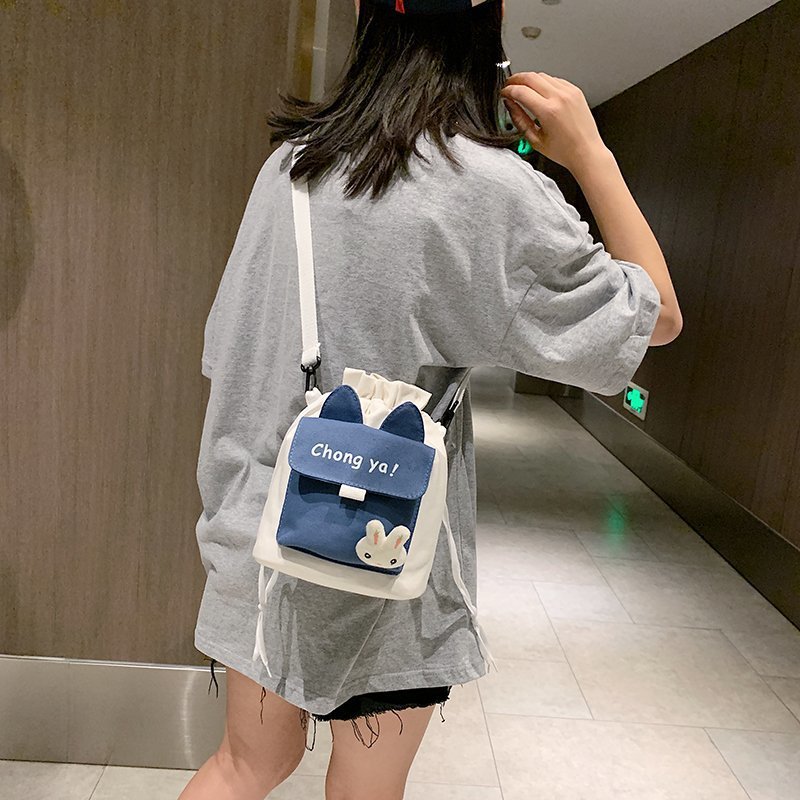Korean campus fresh and cute cartoon rabbit bucket bag, color-blocking small bag, versatile casual single-shoulder crossbody bag details Picture