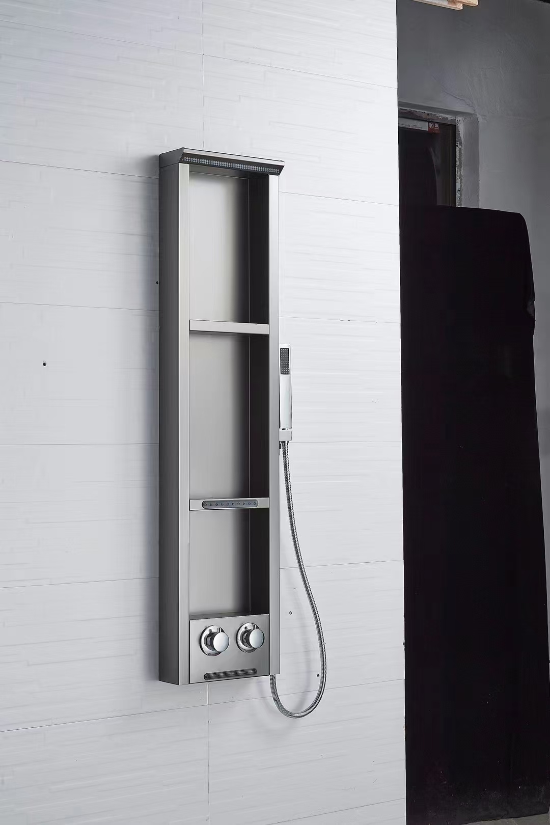 RAN brand integrated showerhead set, made of stainless steel 304, with built-in storage area details Picture
