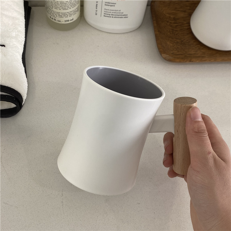 ins mouthwash cup, high-end brushing cup, portable travel toiletry cup, student dormitory household couple toothbrush cup Item Picture