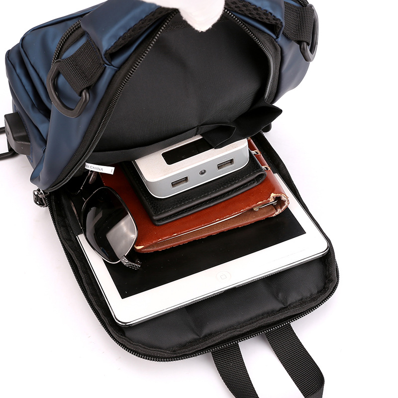 Wholesale of cross-border exclusive new fashionable and trendy men's chest bags, multi-functional USB charging casual single-shoulder crossbody bags Item Picture